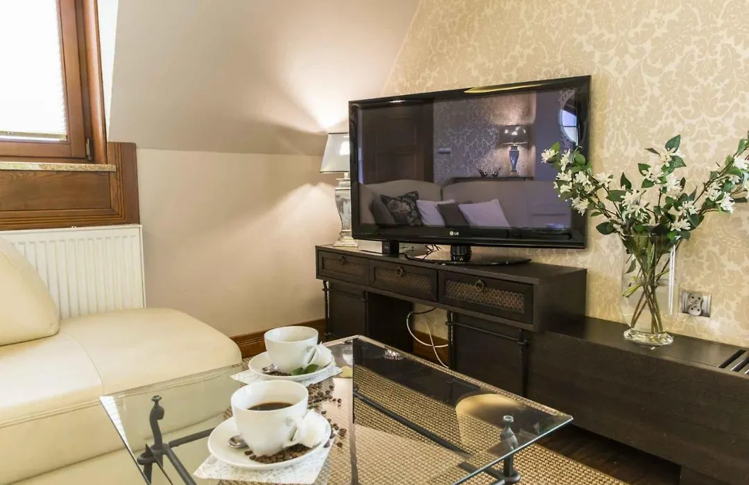 Apartament De Lux Cicha Woda-1
